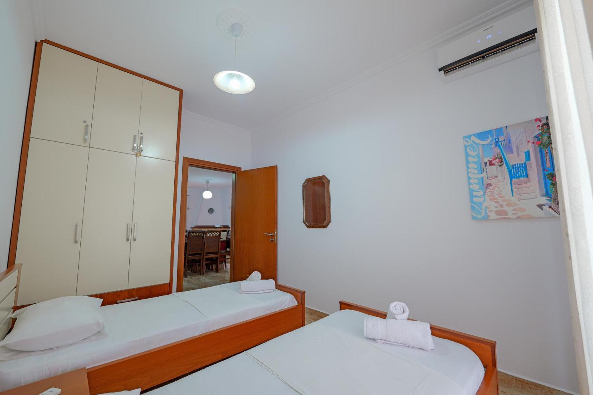 Guesthouse Moonlight Downtown كساميل المظهر الخارجي الصورة